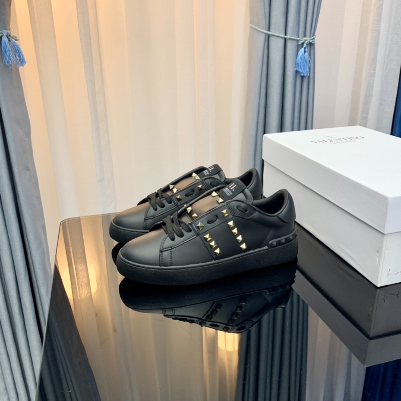 Giày Thể Thao Valentino Bằng Da Bò Đính Đinh Tán Thời Trang Cho Cặp Đôi