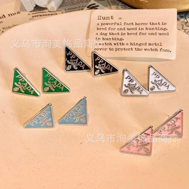 Bông Tai Mạ Bạc 925 Hình Tam Giác In Logo Phong Cách Âu Mỹ Kiểu Mới