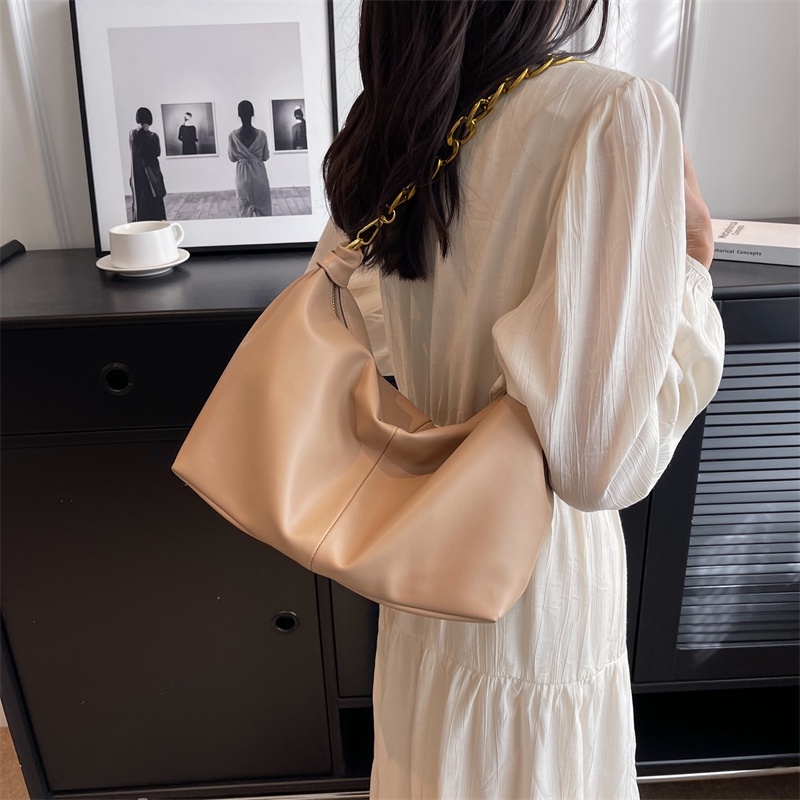 Túi Đeo Vai Hình Đám Mây Đơn Giản Và Thanh Lịch Thời Trang Cho Nữ