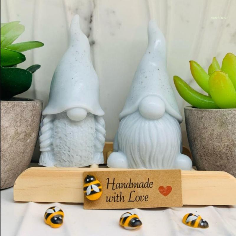 Khuôn Silicone Tạo Hình Làm Xà Phòng Hình Gnomes 3D DIY