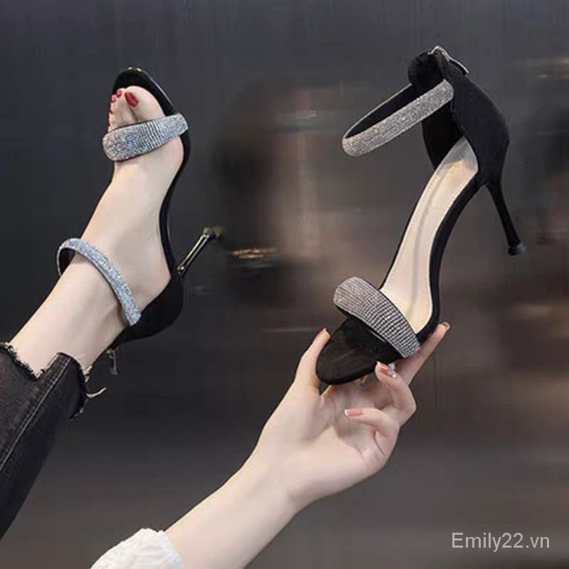 Sandal Cao Gót Đính Đá Có Khóa Kéo Sau Lưng Phong Cách Thời Trang Mùa Hè 2023