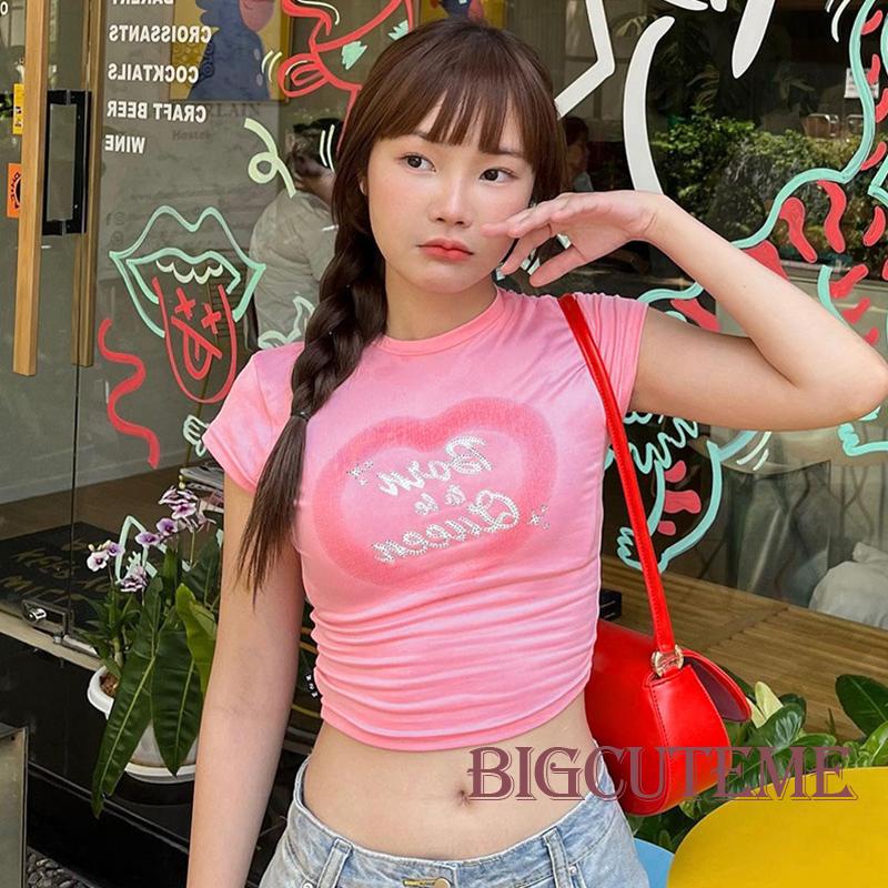 Áo Thun Crop Top Tay Ngắn In Chữ Đính Đá Phong Cách Thời Trang Đường Phố Cho Nữ