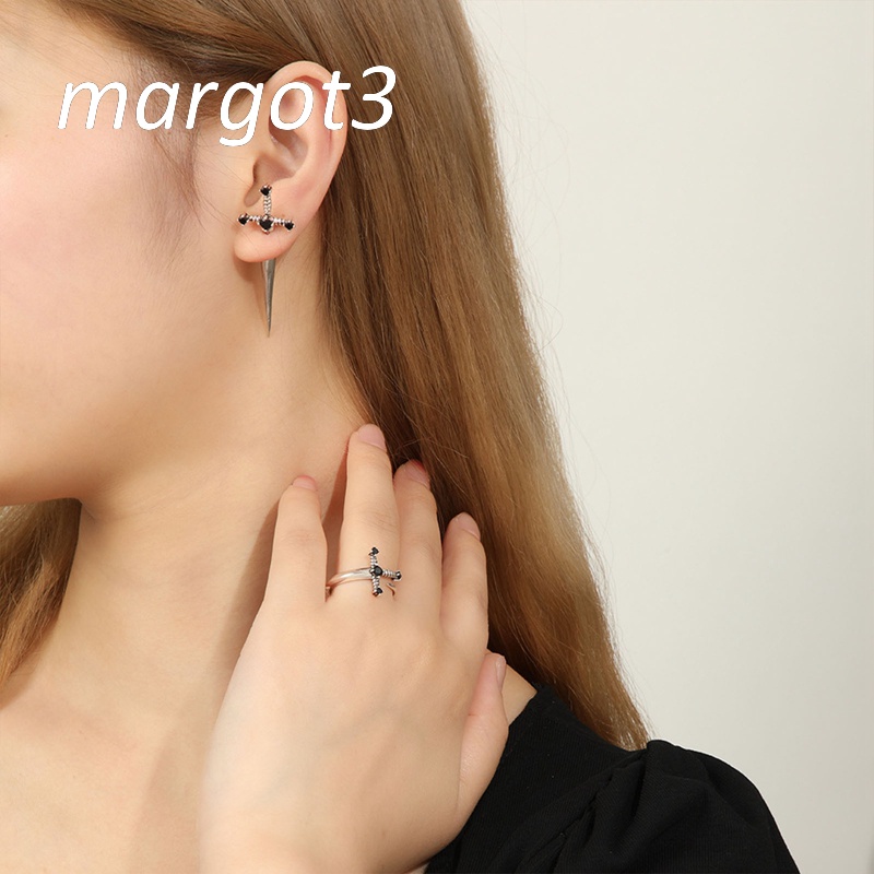 Khuyên Tai Đính Đá Phong Cách Gothic Punk Cổ Điển