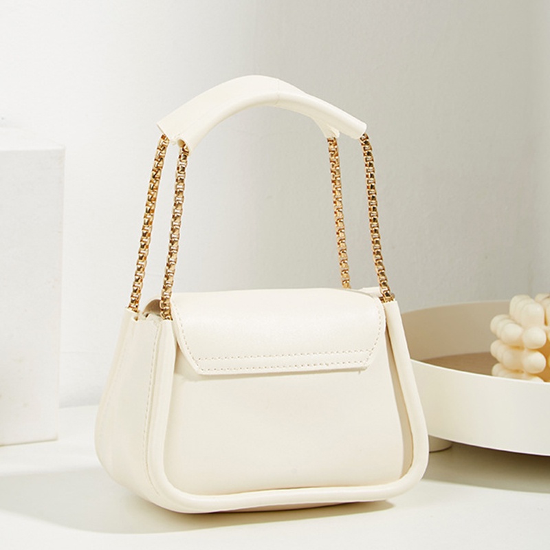 Túi Đeo Chéo Hình oval Nhỏ Xinh Dễ Phối Đồ Thời Trang Cho Bạn Gái