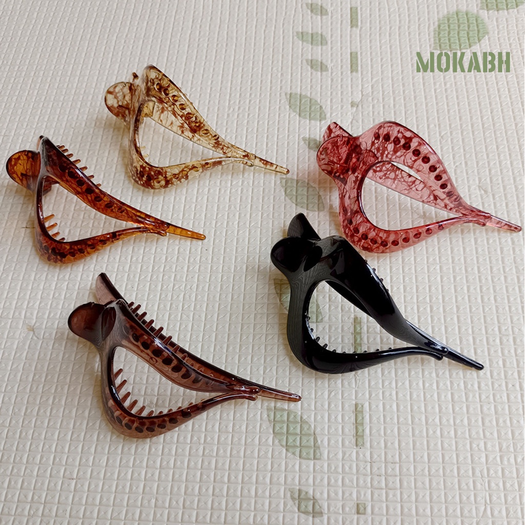 Lược Cài Tóc Họa Tiết Trái Tim Rỗng Chống Trượt