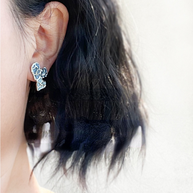 Bông Tai Hình Trái Tim Màu Sắc Thời Trang Dành Cho Nữ