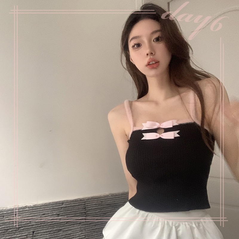 Áo Croptop Sát Nách Màu Sắc Tương Phản Thiết Kế Dây Cột Nơ Quyến Rũ