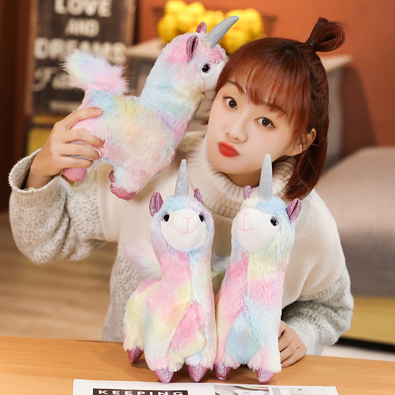Thú Nhồi Bông Hình Lạc Đà Alpaca Màu Cầu Vồng