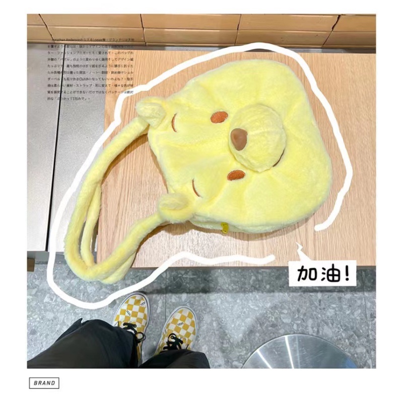 Túi Xách Đeo Vai Lông Xù Cỡ Lớn Họa Tiết Gấu Pooh Dễ Thương