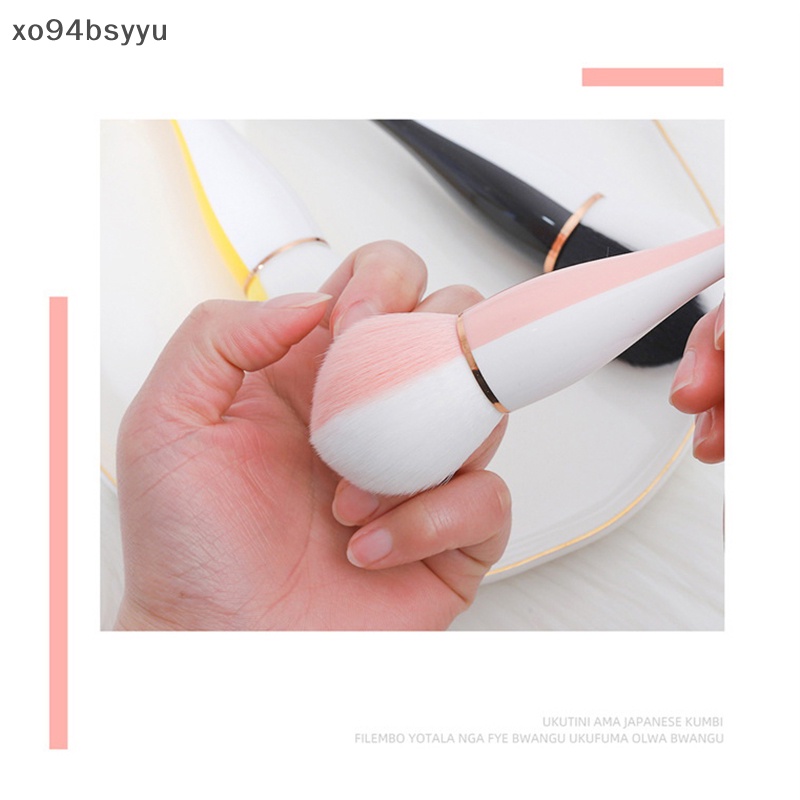 1 Cọ Làm Sạch Bụi Móng Tay Đầu To xo94bsyyu