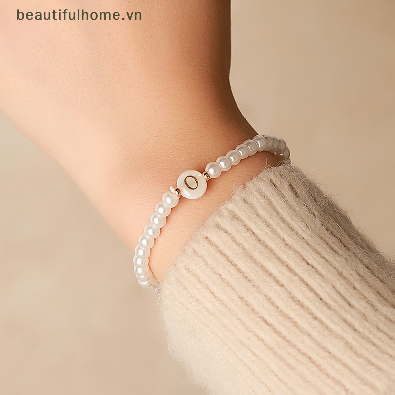 Vòng Tay Chuỗi Hạt Ngọc Trai Mặt 26 Chữ Cái Thời Trang Cho Nữ