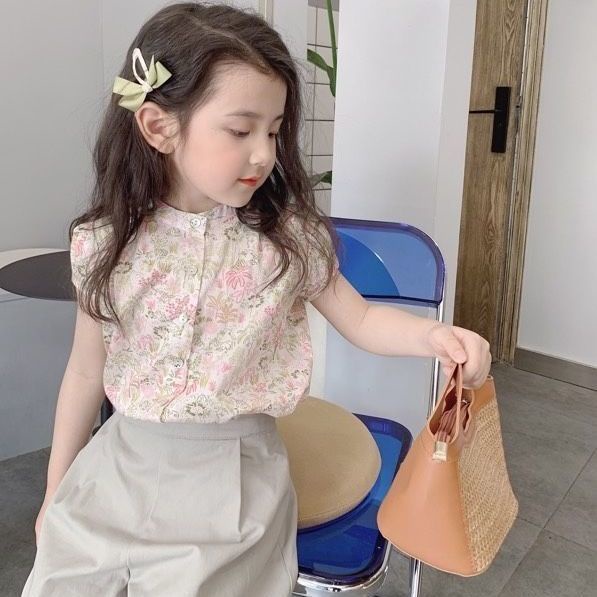 Bộ Áo Thun Tay Ngắn Và Quần Ngắn In Hoa Phong Cách Hàn Quốc Dễ Thương Thời Trang Mùa Hè Cho Bé Gái