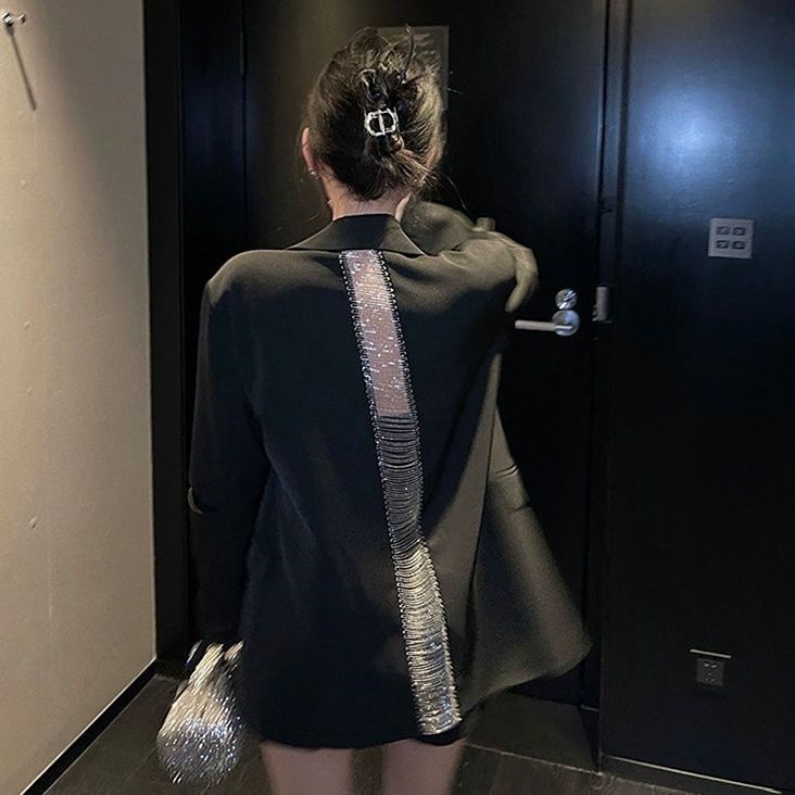 Áo Khoác Vest Hở Lưng Dáng Rộng Phối Dây Xích Thời Trang Xuân Thu 2023 Phong Cách Mới Cao Cấp Dành Cho Bạn Nữ