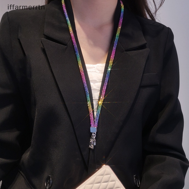 Dây Đeo Cổ Tay Đính Đá Hình Vuông Lấp Lánh Sáng Tạo Cho Điện Thoại