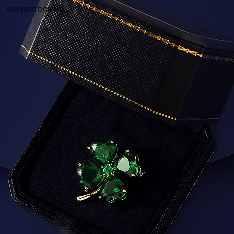 Ghim Cài Áo Hình Cỏ Bốn Lá May Mắn Đính Đá Zircon Sáng Bóng Cổ Điển Chống Rơi Vỡ Dành Cho Bạn Nữ Mặc Đầm Cưới