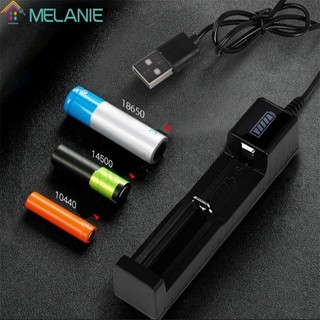 Cục sạc pin chất lượng cao màu đen tương thích với nhiều loại pin