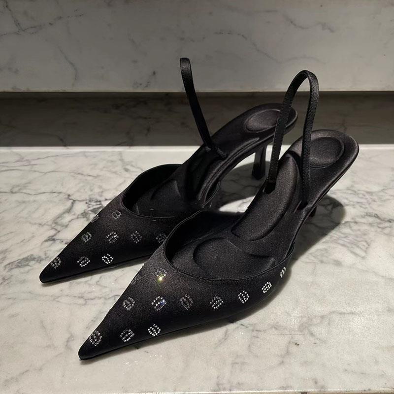 Sandal Cao Gót Mũi Nhọn Dây Hở Lưng Đính Đá Màu Hồng Phong Cách Mới Mùa Hè Dành Cho Bạn Nữ