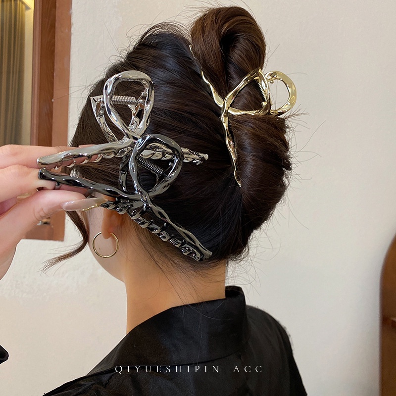 Kẹp Tóc Lớn Bằng Kim Loại Màu Vàng Hình Cá Mập Cho Nữ