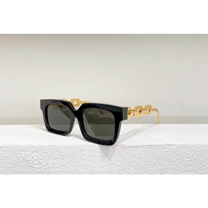 Kính hiệu Vuông LV XÍCH  hàng đẹp hot