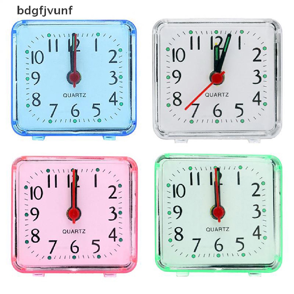 Đồng Hồ Báo Thức Để Bàn Hình Vuông Nhỏ Gọn Đáng Yêu