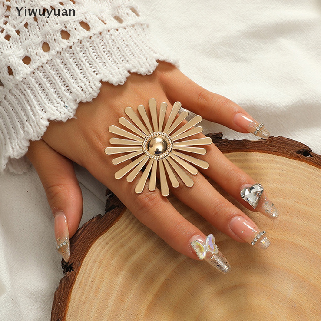 < Yiwuyuan > Nhẫn Hình Hoa Hướng Dương Bằng Kim Loại Lớn Có Thể Điều Chỉnh Làm Quà Tặng Ngày Lễ Cho Nữ