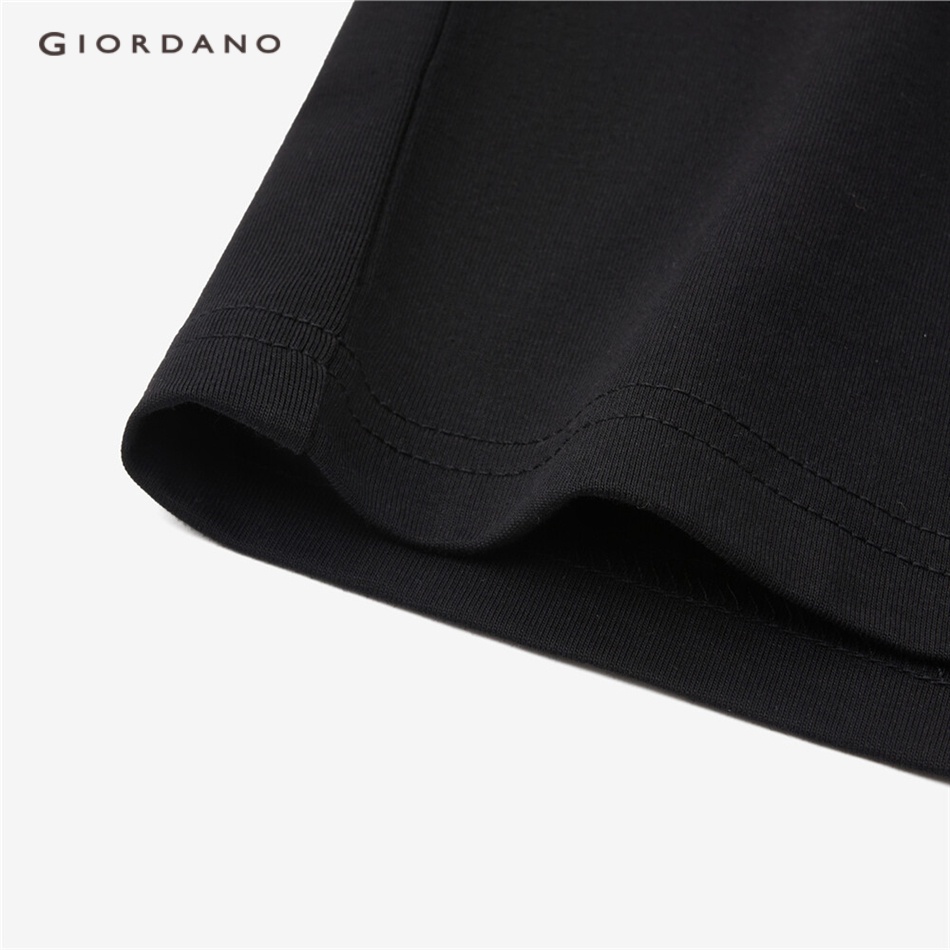 Áo thun GIORDANO 13023307 tay raglan thêu họa tiết làm mát công nghệ cao thời trang cho nam