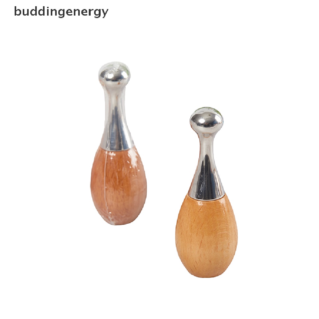 1 Cây Lăn Mát Xa Mắt Cầm Tay Bằng Thép Không Gỉ