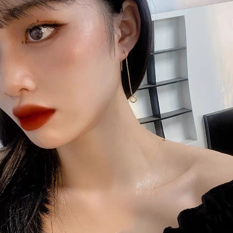 Khuyên Tai Thép Titan Dáng Dài Không Gây Dị Ứng Hình Cỏ Bốn Lá May Mắn Thời Trang Mới