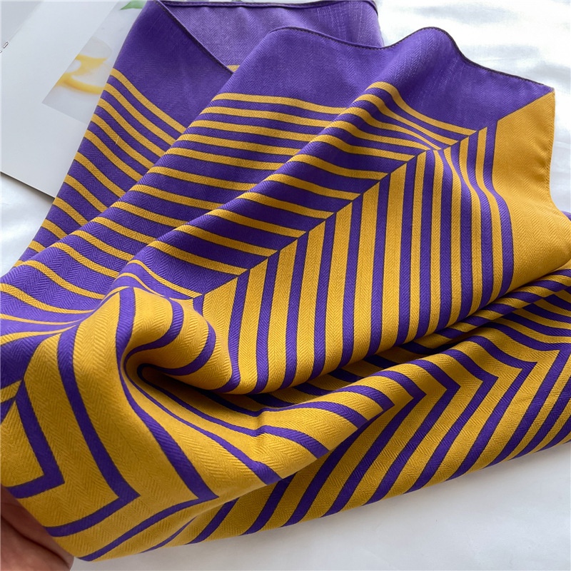 Khăn Choàng Cổ Hình Vuông 65X65Cm Bằng Vải Nhung Mềm Mại Thân Thiện Với Da Trẻ Em