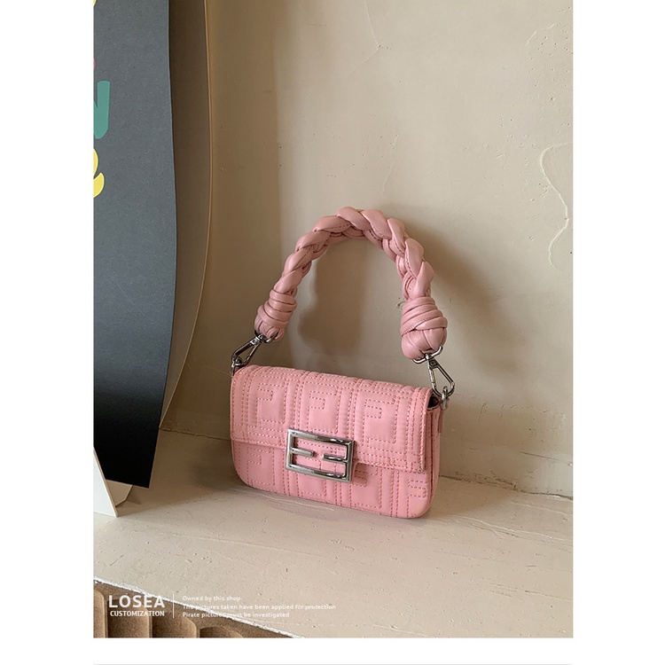 Niche Túi Đeo Vai / Kẹp Nách Dáng Vuông Nhỏ Thêu Họa Tiết Tinh Tế Phong Cách Mới 2023 Cho Nữ