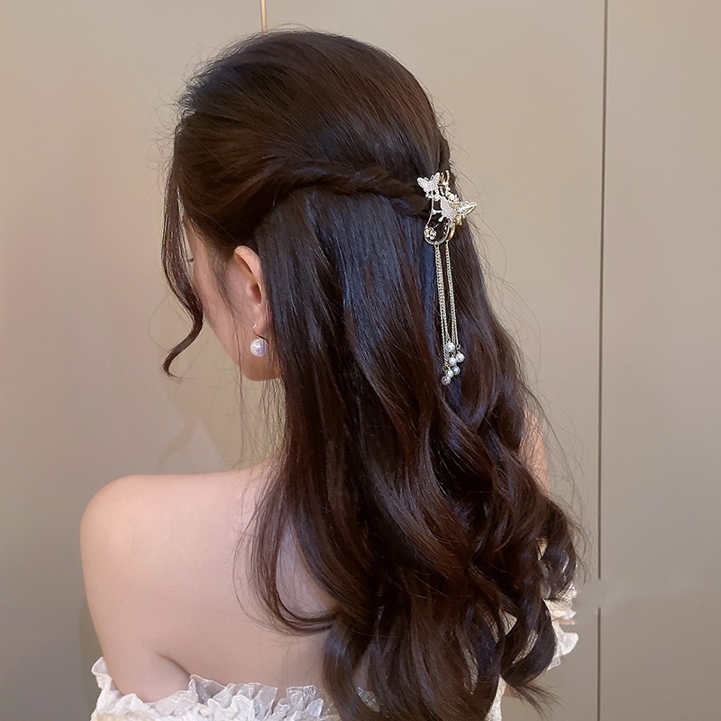 Kẹp Tóc Hình Bướm Đính Ngọc Trai Thời Trang
