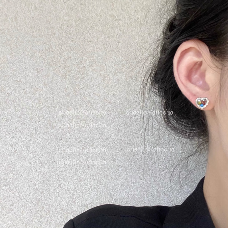 Bông Tai Thiết Kế Trái Tim Nhỏ Màu Sắc Tương Phản Phong Cách Hàn Quốc Tinh Tế Thời Trang