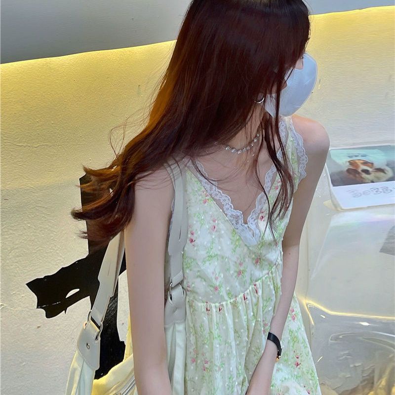Đầm Hoa Mùa Hè Hai Dây Cổ Chữ V Phối Ren Nhẹ Nhàng Phong Cách Mới Cho Nữ