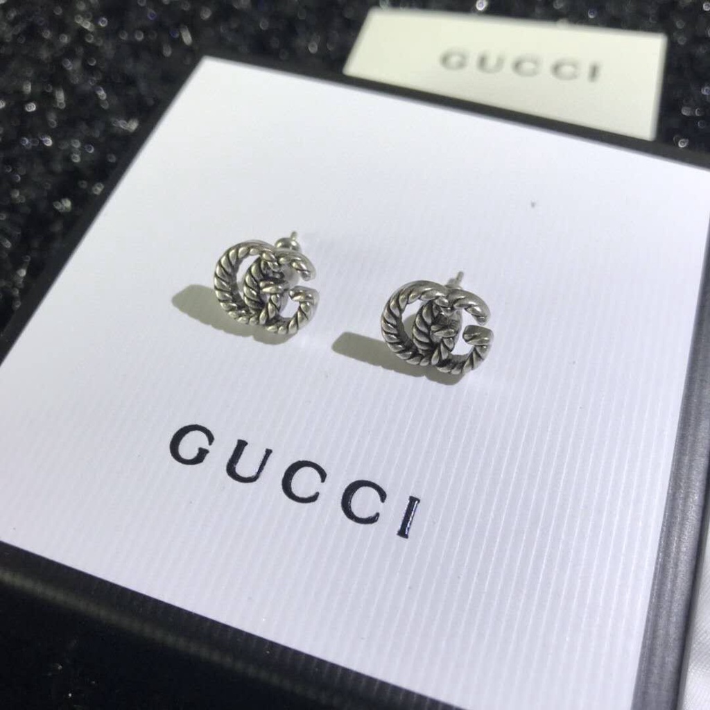 Bông Tai Gucci Bằng Thép Titan Họa Tiết GG Đôi Khắc Chữ Thời Trang Cho Nữ