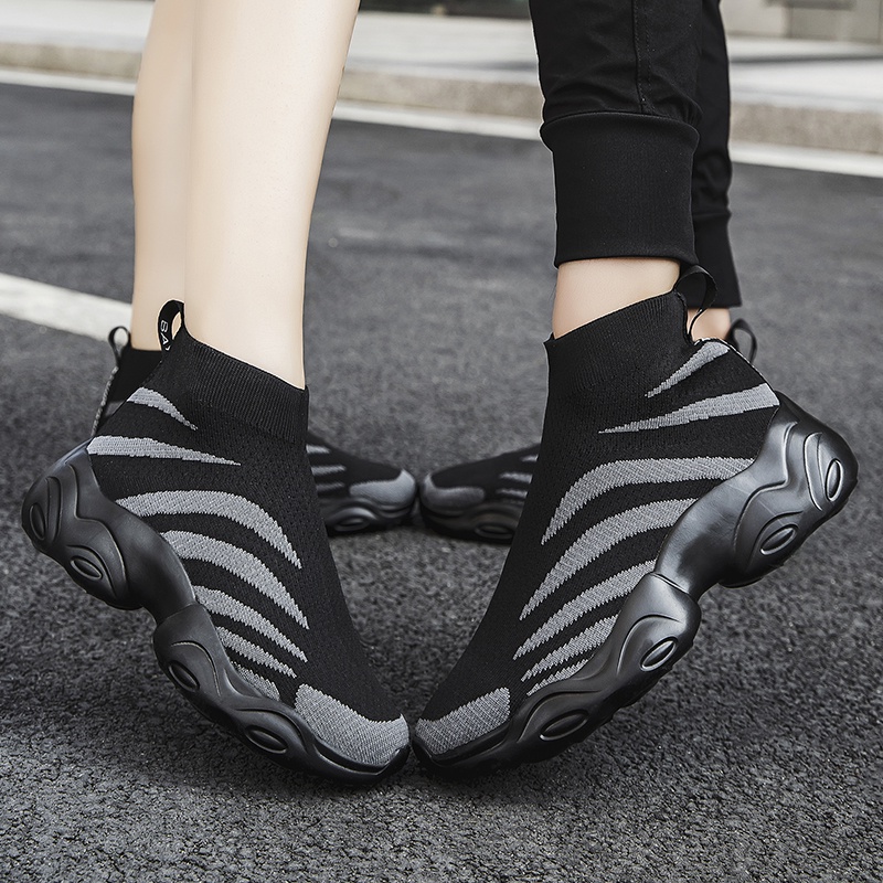 Giày Thể Thao Leo Núi Siêu Nhẹ Thoáng Khí Chống Trượt Cỡ Lớn 35-47 Thời Trang Cho Nam Và Nữ