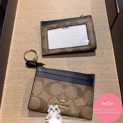 Coach Kẹp Giữ Thẻ Tên Các Thành Viên