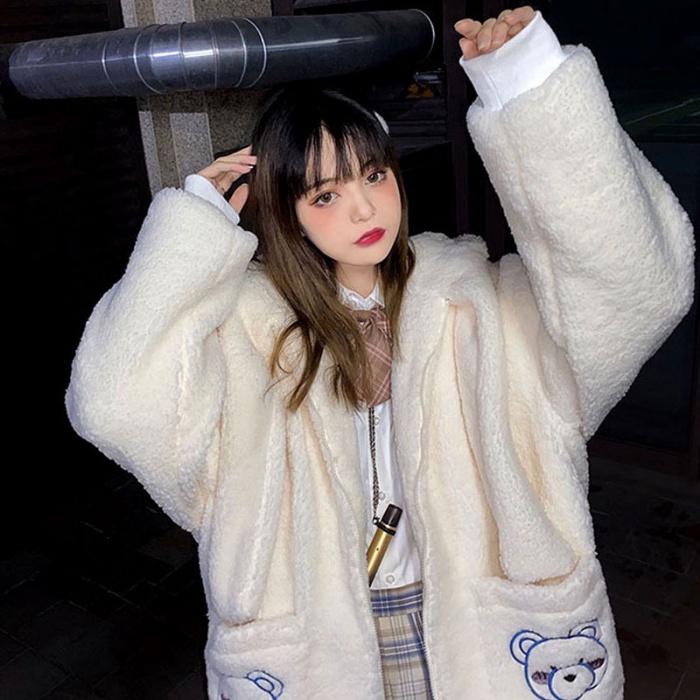 Karley Áo Khoác Lông Cừu Dày Dặn Dáng Rộng Thêu Hình Gấu Có Túi Plus Size Cho Nữ