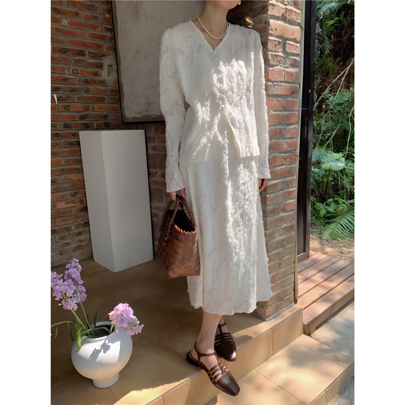 Bộ Áo Cardigan Dài Tay Cổ Chữ V Phối Ren + Chân Váy Dài Vừa Thời Trang Mùa Xuân 2023 Phong Cách Pháp Độc Đáo Cho Nữ