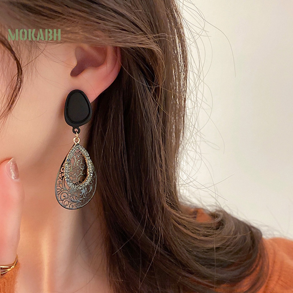 1 Đôi Bông Tai Hình Giọt Nước Dát Đá Đen Phong Cách Bohemia Cổ Điển Thời Trang