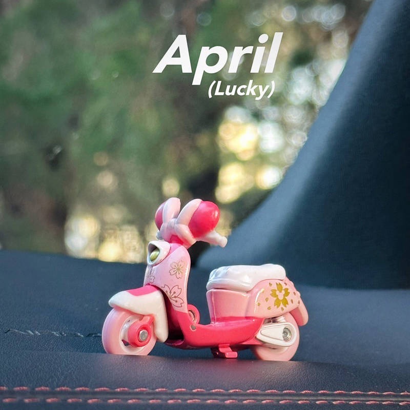 Cute Motorcycle Alloy Mini Model Car Decoration Car Interior Accessories Car Center Console Decoration Supplies 7It9