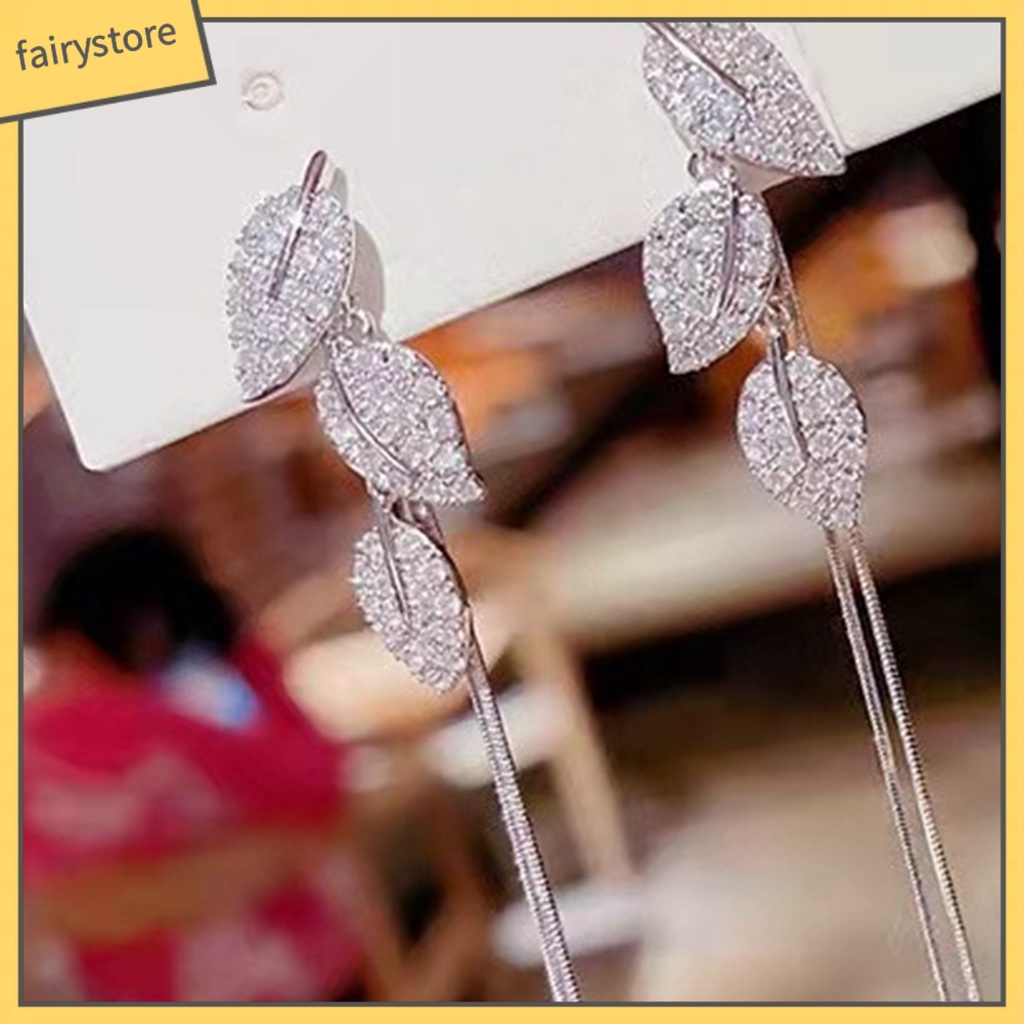 1 Đôi Bông Tai Dáng Dài Hình Chiếc Lá Phong Cách Ins Dành Cho Cô Dâu