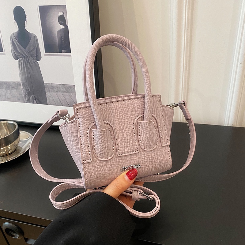 Túi Đeo Chéo Vai Có Cánh Thiết Kế Nhỏ Nhắn Thời Trang Cao Cấp Dành Cho Nữ