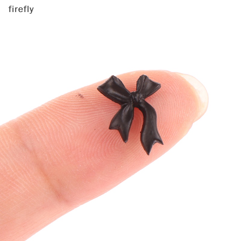 Set 50 Phụ Kiện Trang Trí Móng Tay Hình Bướm 3D Độc Đáo