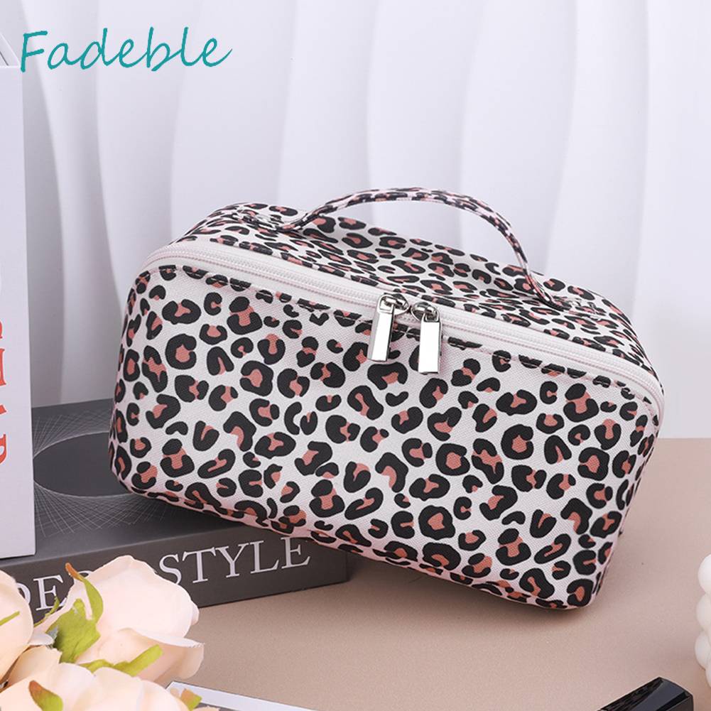 Túi Đựng Mỹ Phẩm Sức Chứa Lớn In Họa Tiết Da Báo Tiện Dụng Cho Nữ