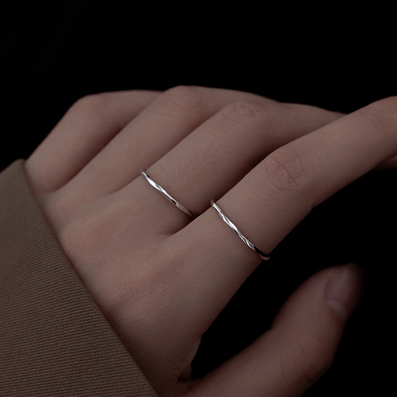 Nhẫn Tròn Màu Bạc Đơn Giản Không Phai Thời Trang Cho Nữ