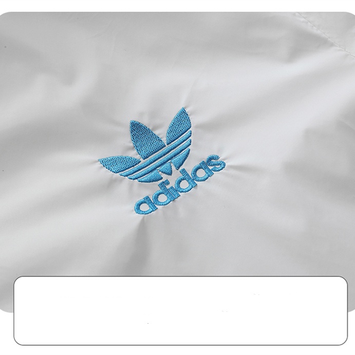 Adidas 100% original clover unisex thêu logo ngoài trời áo gió có mũ trùm đầu không thấm nước cặp đôi áo khoác bỏ túi ba-stripe cổ điển