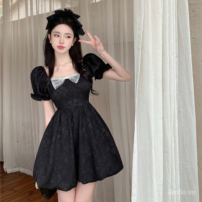 Đầm Tay Ngắn Phối Ren Hở Lưng Ôm Eo Thời Trang Mùa Hè Hàng Mới Dành Cho Bạn Nữ