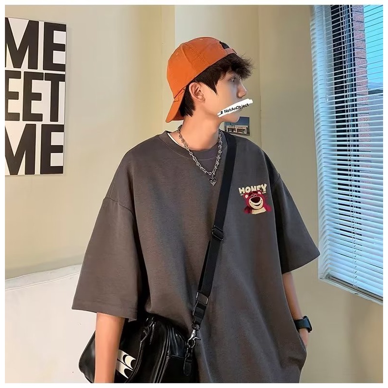 Áo Thun Tay Ngắn Cổ Tròn In Hình Gấu Hồng Thời Trang Mùa Hè 2 Màu Tùy Chọn Kích Thước M-8XL Phong Cách Hàn Quốc Cho Nam