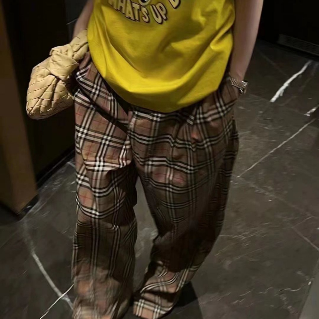 Burberry Spring and Autumn New High waist straight tube classic plaid wide leg pants loose retro men's and women's vertical mop casual pants trendy