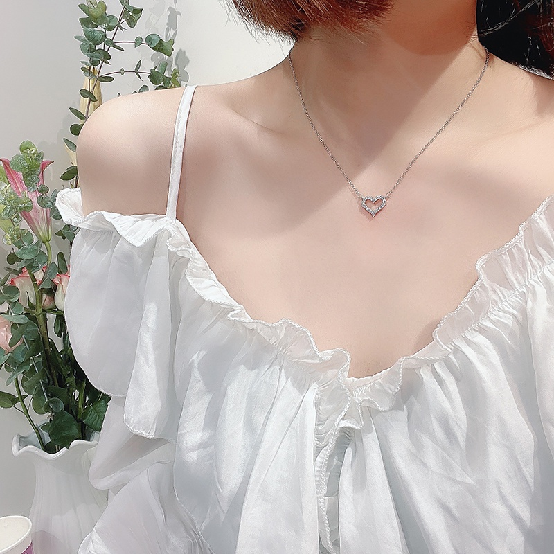 Vòng cổ DODDER mặt trái tim rỗng đính đá pha lê thời trang cho nữ